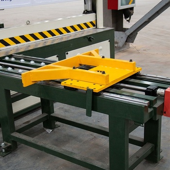 Aluminum Sawing Machine